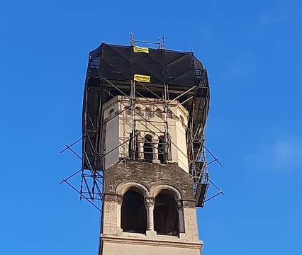 Iglesia Santa Julia, Caballito.-Constructora Surco SRL